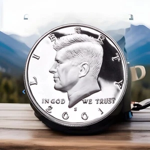 2001-S Silver Kennedy Half Dollar Scarce Gem Proof  Lustrous FAST SHIPPING - Picture 1 of 6