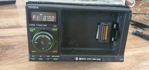 Toyota Yaris RADIO SAT NAV UNIT PZ422-00333-00 / 33801 /TNS400 - Picture 1 of 5