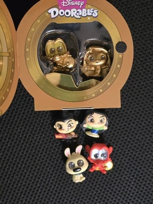 Disney Doorables Serie 9 + Gold Peek Mulan Lote de 6 ~ Mushu, S9 Ultra Raro NUEVO Foto 1 de 4