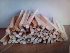 Lotto 100 Bastoncini Quadrati Corti 1/2" x 1/2" x 11" Legno Artigianali Legno Cedro Bianco - Foto 1 di 1