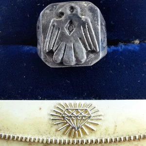 Goro's .925 Sterling Silver Eagle Stamp Ring Native Feather US Size 8.5 Rare EUC - Picture 1 of 10
