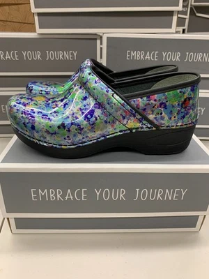 Zapato zueco Dansko XP 2.0 charol acuarela puntos para mujer 37 38 39 41 3950-250202 Foto 1 de 4