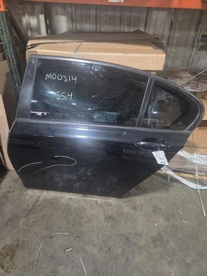 Puerta trasera del conductor Li LWB vidrio de un solo panel para BMW 750i 1438241 09-15 Foto 1 de 4