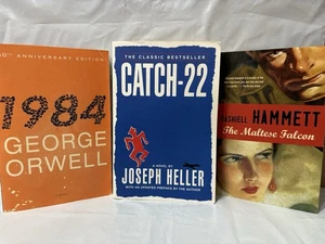 Literary Classics Catch-22 1984 The Maltese Falcon Paperback - Picture 1 of 8