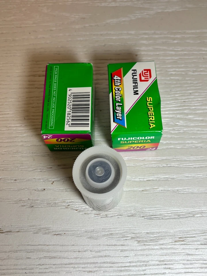 Vintage Superia Fujifilm 200 4th Color Layer x24 EXPIRED 2007 RARE