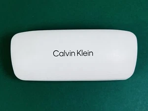 Gafas de sol blancas con bisagra de almeja dura Calvin Klein estuche rígido resistente usadas en excelente estado - Imagen 1 de 7