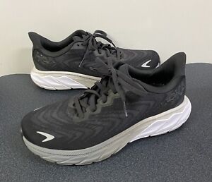Hoka Arahi 6 Womens Size 8 B Black White Shoes Athletic Running Comfort Sneakers