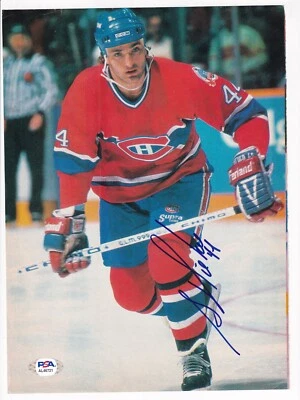 Foto autografiada por Stephane Richer de revista 8x11 Detroit Red Wings PSA/DNA Foto 1 de 3