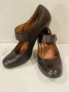 Décolleté slip on slip on in pelle EUC Sofft Candra Mary Jane tacco largo - Foto 1 di 8