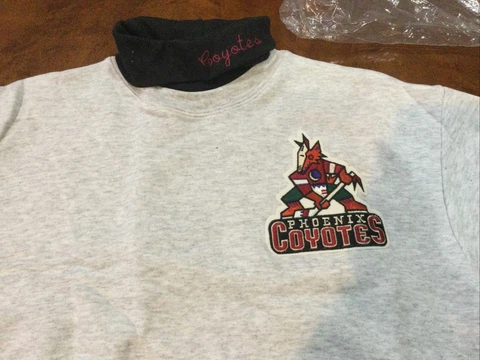 Vintage NHL Phoenix Coyotes SWEATSHIRT & TURTLENECK Large USA Made NOS Majestic Cover