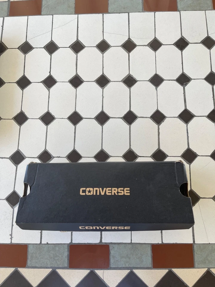 Converse All Star Classic Scarpe Unisex -  EU 36 - Immagine 1 di 4