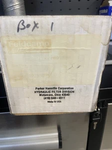 PARKER 937398Q  Filter Element - Picture 1 of 3