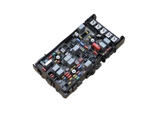 2016 - 2018 Jeep Grand Cherokee Fuse Box Relay Module TIPM Unit 68264526AD OEM - Bild 1 von 3