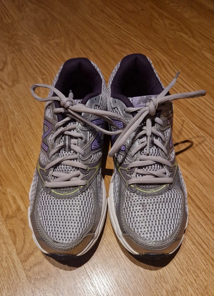 New Balance 670 v2 ABZORB Cushion Running Trainers Women's Grey Purple Size 6.5 - Image 1 of 4