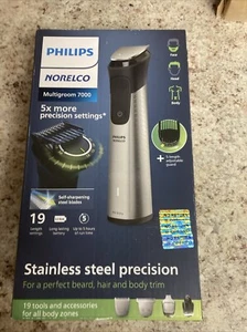 Philips Norelco Multigroom Series 7000 Mens Grooming Kit with Trimmer MG7910/49 - Picture 1 of 3