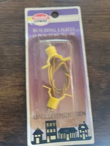 BUILDING LIGHTS MODEL POWER #491, 2 Pieces Wired Light New Old Stock NOS 12V-16V - Picture 1 of 4