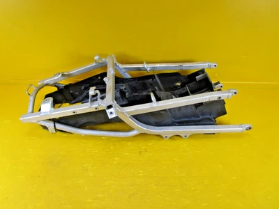 00 01 02 03 2000-2003 SUZUKI GSXR 600 750 1000 SUBCHASIS TRASERO SUBCHASIS COLA OEM Foto 1 de 4