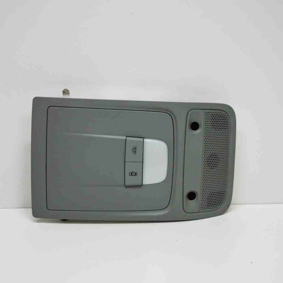 Audi A1 Sportback 8XA, 8XF Interior Light 8X0951177 8X0947135 1.6 Diesel 2657407 - Image 1 of 4