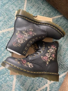 Dr. Martens Women's 1460 Decayed Roses Leather Ankle Boots Black Size 5 - Picture 1 of 14