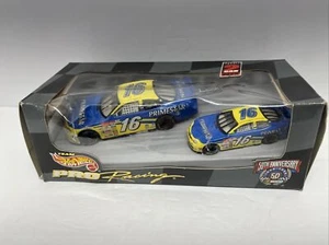 Hot Wheels Pro Racing Series NASCAR 2 Pack 1:43 & 1:64 Diecast Stock Car #16 - Picture 1 of 9