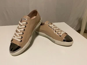 MIU MIU Damen Halbschuhe Schnürschuh Schnürer Gr.36,5(LP650€)Lackleder Beige NEU - Bild 1 von 24