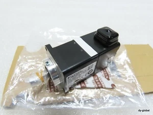 YASKAWA Genuine NIB SGMJV-A5A3A2S AC SERVO MOTOR 50W SIGMA5 MOT-I-1844=2J41-14 - Picture 1 of 12