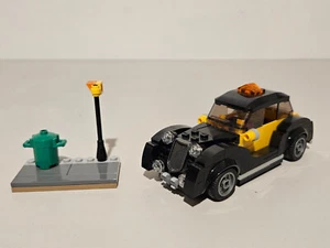 Lego Icons 40532 Vintage Taxi - Preowned, 100% Complete, no instructions - Picture 1 of 7