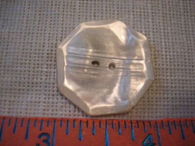 Vintage Med 1-1/8th" Octagon Mother Of Pearl MOP Shell Button - PB11 - Image 1 of 4