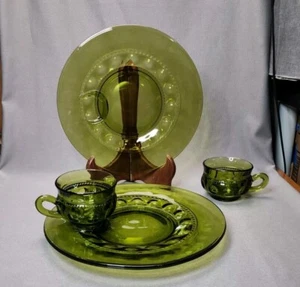 Snack Teller & Tassen Indiana Glas King's Crown Daumenabdruck Avocado Grün Vintage - Bild 1 von 8