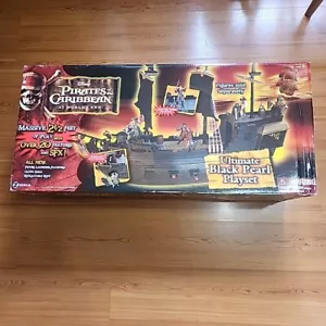 Pirati dei Caraibi: At World's End Ultimate set da gioco perla nera AFFARE FANTASTICO! - Foto 1 di 6