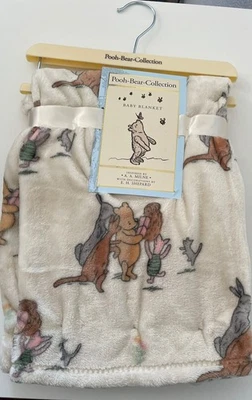 Pooh Bear Collection Winnie The Pooh Piglet Kanga Roo 30"x40" Neutral Blanket￼ - Image 1 of 4