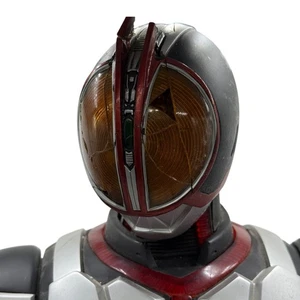 Kamen Rider 24" Resin Actionfigur - Battle 'Damaged' Display Sammlerstück selten - Bild 1 von 17