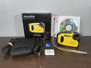 Cámara digital Fujifilm FinePix XP60 16,4 MP a prueba de golpes amarilla submarina usada en excelente estado - Imagen 1 de 10