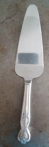 Cuchillo para pasteles vintage posiblemente antiguo color plata - Imagen 1 de 13