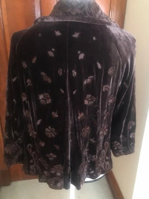 Chaqueta bordada de terciopelo vintage Elie Tahari Foto 1 de 4