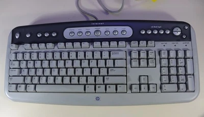 HP Internet Wired Computer Keyboard PN: 5185-1596 Model SK-2560 - Image 1 of 3