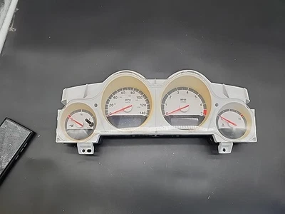 Speedometer Cluster 2007 & 08 Dodge Magnum & Charger CN6-32 Foto 1 de 4