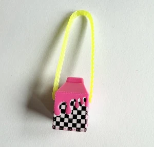 Lol Surprise Omg FIERCE Doll Neonlicious Neon QT Accessory Checker Pink Purse - Picture 1 of 4