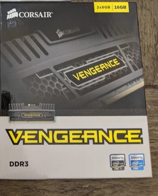 Corsair CMZ16GX3M2A1600C9 (16GB, PC3-12800 (DDR3-1600), DDR3 SDRAM - Изображение 1 из 3