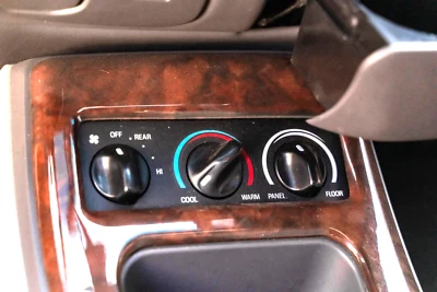 Ford Expedition, Lincoln Navigator : 2000, 2001, 2002, Rear AC & Heater Control - Image 1 of 4