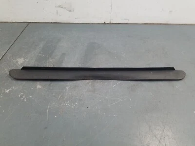 1999 Chevy Camaro SS defletor de ar radiador inferior #4059 P10 - Imagem 1 de 4