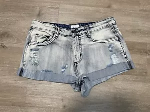 RVCA Slouch Women's Size 27 Distressed Jean Shorts Light Blue Denim - Picture 1 of 7
