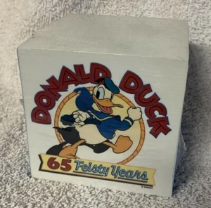 Cubo de notas de 65 años luchadores del pato Donald de Disney (2 ea) - Imagen 1 de 3