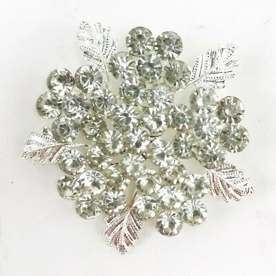 Broche prendedor vintage de diamantes de imitación con flor de copo de nieve cristal plateado boda de vacaciones 2" Foto 1 de 4