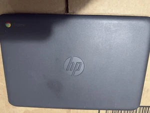 HP Chromebook 11 G6 EE N3350 1,60 GHz 4 GB RAM 16 GB (solo per parti di ricambio) - Foto 1 di 4