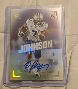 Dillon Johnson 2024 Luminance Football Auto RC /700 Titans - Picture 1 of 3
