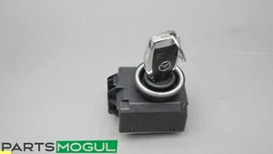Módulo de control de interruptor de encendido 10-18 Mercedes W212 E350 CLS550 E250 con llave OEM - Imagen 1 de 5