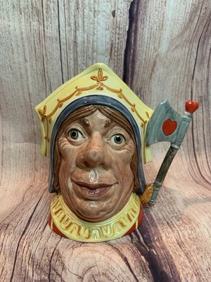 ROYAL DOULTON - THE RED QUEEN D6777 - LARGE CHARACTER JUG - Image 1 of 4