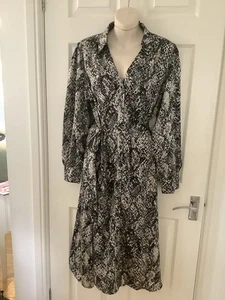 New ‘Apricot’ Button Front Shirt Style Dress Size 16/18 46 - Picture 1 of 1