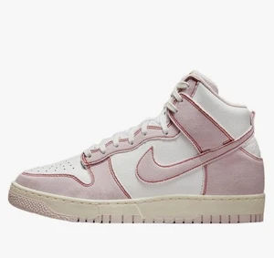 Men’s Nike  - Picture 1 of 5